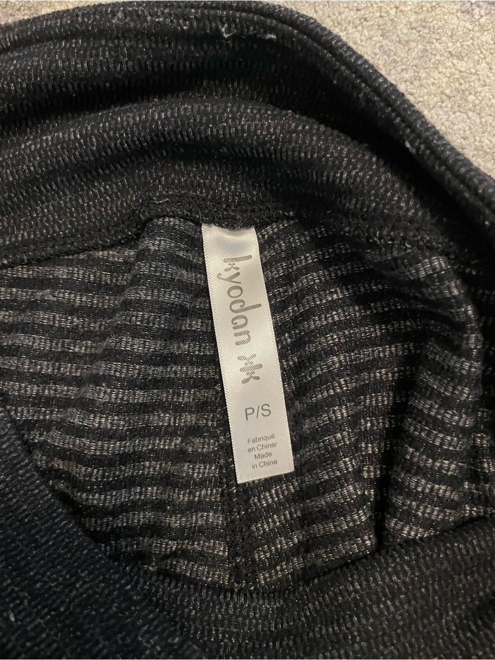 Women’s dark gray winter Leggings - Picture 3 of 4